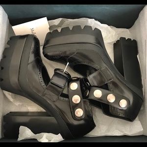 Mulberry Black Platform Double Strap Pump SZ 9